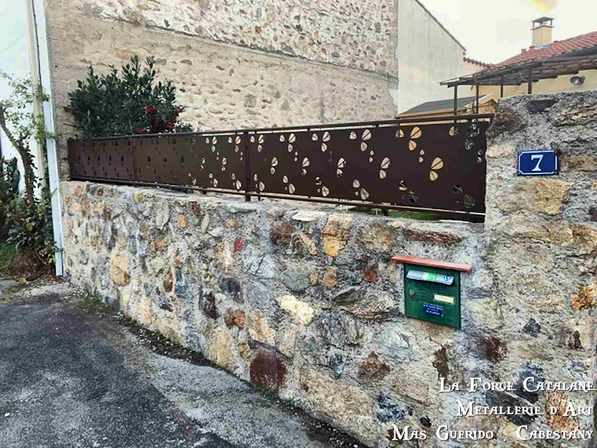 rehausse de clotures Acier decoupe laser forge catalane 5.jpg